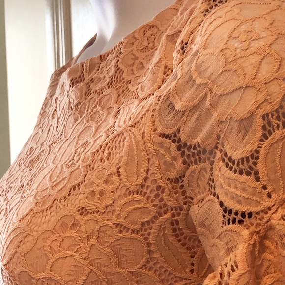 Pale Pink Floral Dress Size: 6 Ivanka Trump - Picture 4 of 13